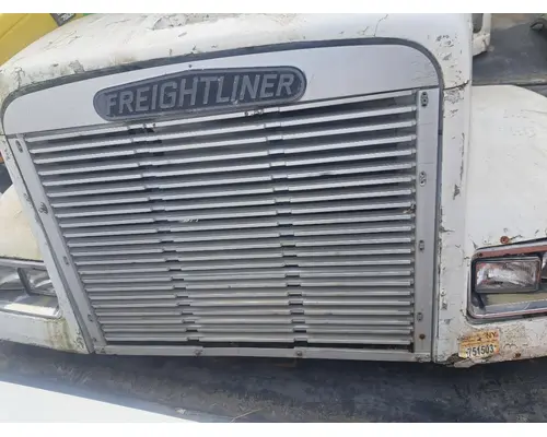 Hood FREIGHTLINER FLD112 Truck Salvage International Inc