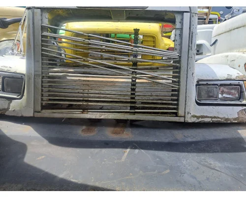 Hood FREIGHTLINER FLD112 Truck Salvage International Inc