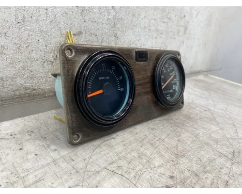 Instrument Cluster FREIGHTLINER FLD112 Frontier Truck Parts