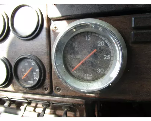 Instrument Cluster FREIGHTLINER FLD112 Tim Jordan's Truck Parts, Inc.