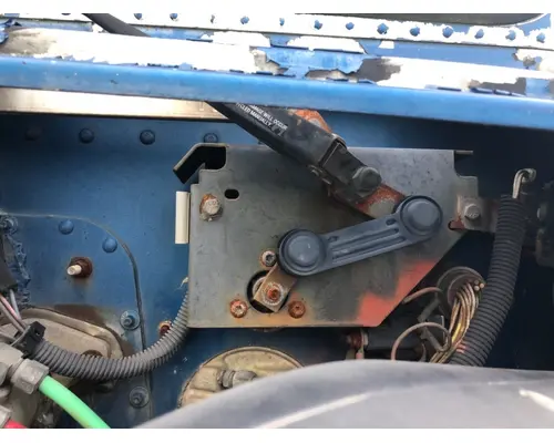 Wiper Motor, Windshield FREIGHTLINER FLD112SD B &amp; W  Truck Center