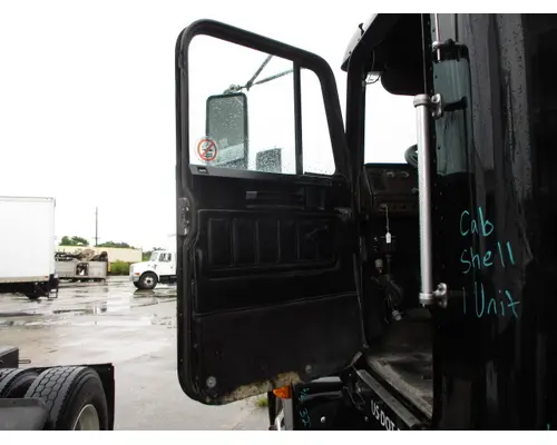 Door Assembly, Front FREIGHTLINER FLD120 1988-2009 LKQ Heavy Truck - Tampa
