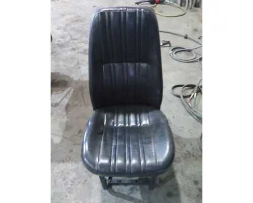 Seat, Front FREIGHTLINER FLD120 SD LKQ Heavy Truck - Goodys