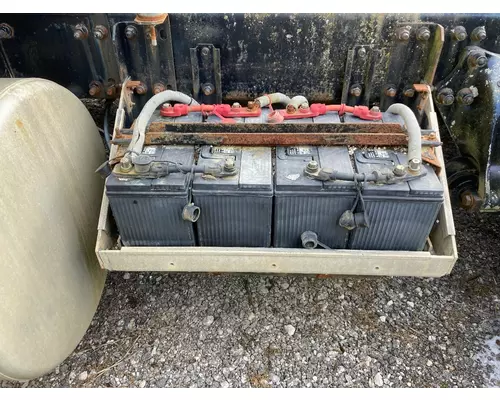 Battery Box Freightliner FLD120 Vander Haags Inc Col