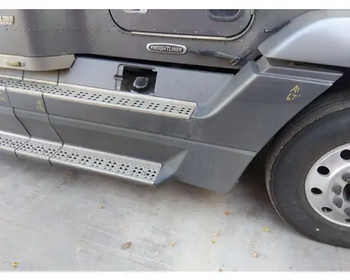 Side Fairing FREIGHTLINER FLD120 LKQ Thompson Motors - Wykoff