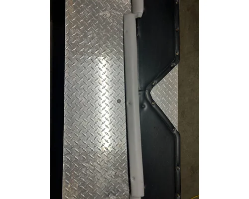 Cab FREIGHTLINER FLD120 Hatch Trucking &amp; Salvage Parts LLC