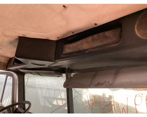 Console Freightliner FLD120 Vander Haags Inc Col