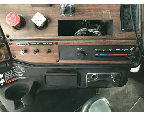 Dash Assembly Freightliner FLD120 Vander Haags Inc Cb