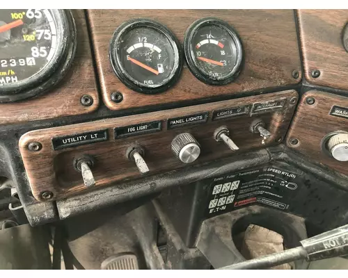 Dash Panel Freightliner FLD120 Vander Haags Inc Cb