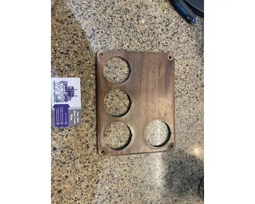 Dash Panel FREIGHTLINER FLD120 Truck Salvage International Inc