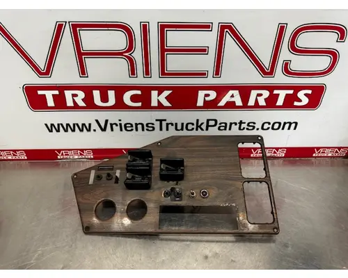 Dash Panel FREIGHTLINER FLD120 Vriens Truck Parts