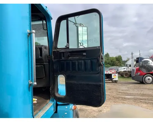 Door Assembly, Front FREIGHTLINER FLD120 Crj Heavy Trucks And Parts