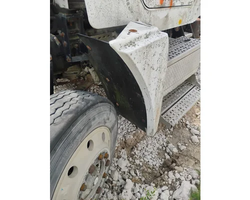 Fender Extension FREIGHTLINER FLD120 CRJ Heavy Trucks and Parts