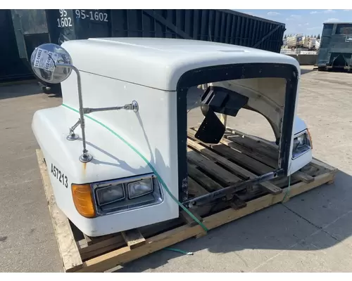 Hood FREIGHTLINER FLD120 Frontier Truck Parts