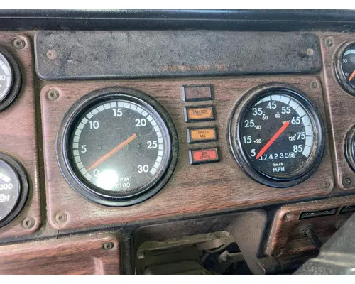 Instrument Cluster Freightliner FLD120 Vander Haags Inc WM
