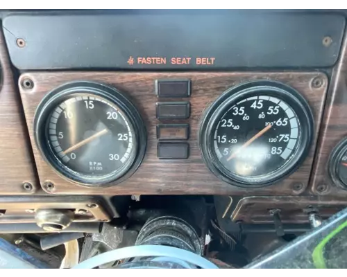 Instrument Cluster Freightliner FLD120 Complete Recycling