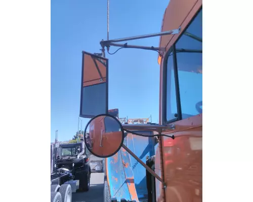 Mirror (Side View) FREIGHTLINER FLD120 LKQ KC Truck Parts - Inland Empire