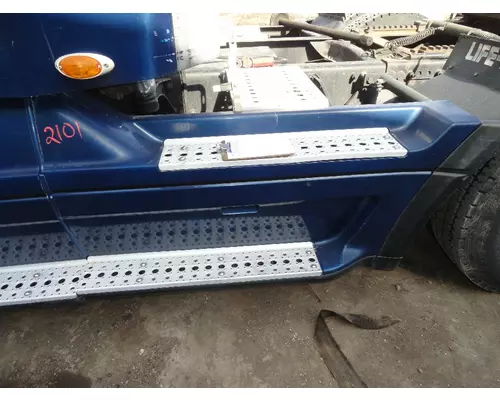 Side Fairing FREIGHTLINER FLD120 Sam's Riverside Truck Parts Inc