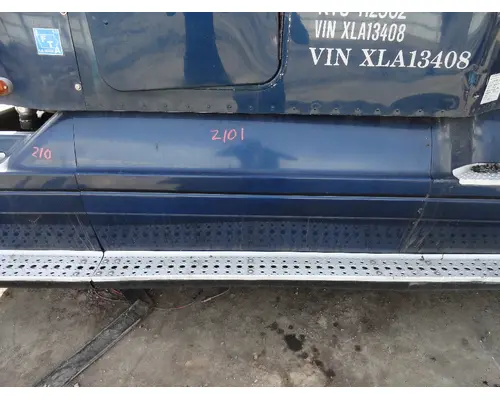 Side Fairing FREIGHTLINER FLD120 Sam's Riverside Truck Parts Inc