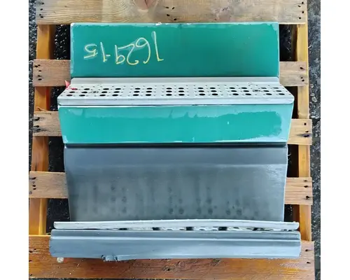 Side Fairing FREIGHTLINER FLD120 Geco - Fresno