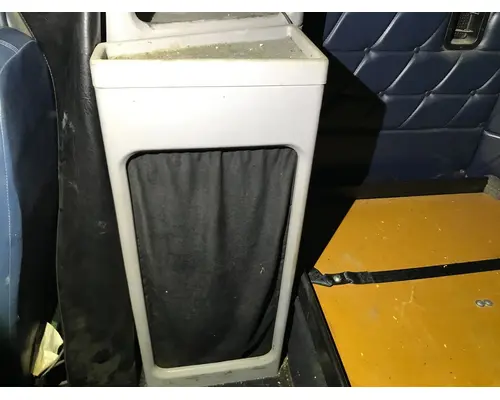 Sleeper Freightliner FLD120 Vander Haags Inc Cb