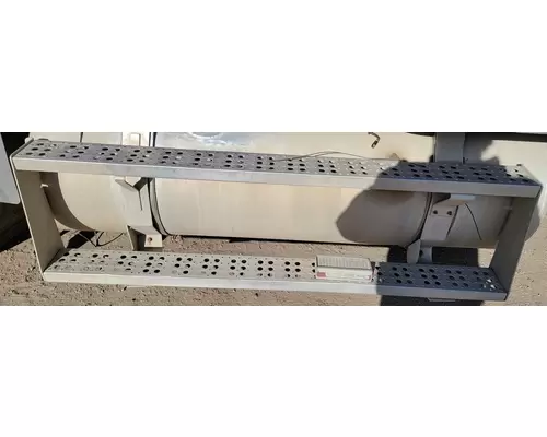 Step FREIGHTLINER FLD120 ReRun Truck Parts