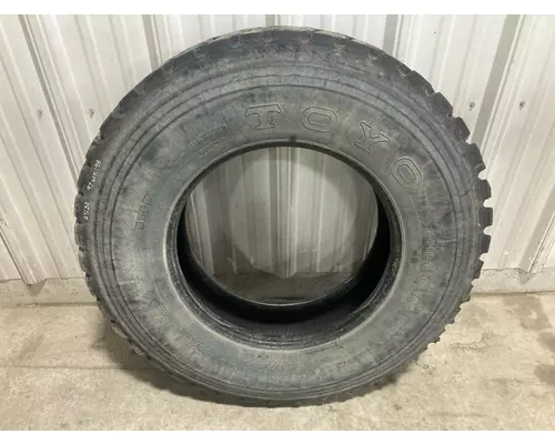 Tires Freightliner FLD120 Vander Haags Inc Sf