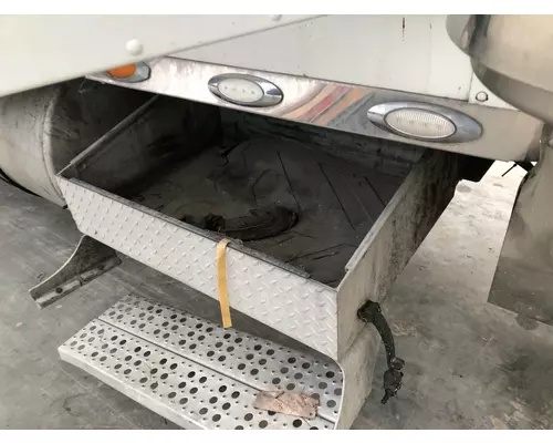 Tool Box Freightliner FLD120 Vander Haags Inc Cb