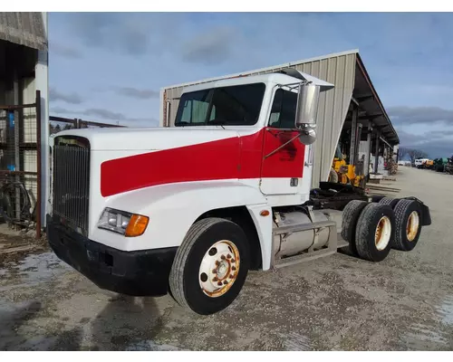 Complete Vehicle FREIGHTLINER FLD120 LKQ Thompson Motors - Wykoff