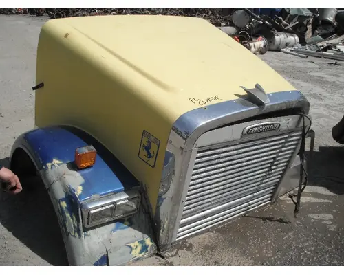 Hood FREIGHTLINER FLD120T CLASSIC New York Truck Parts, Inc.