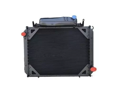 Radiator FREIGHTLINER FLD132 CLASSIC XL LKQ Heavy Truck - Tampa