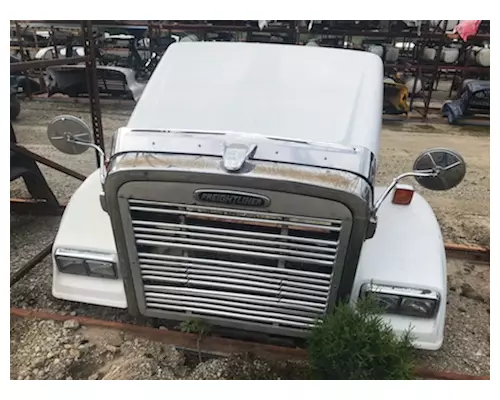 Hood FREIGHTLINER FLD132 Stateline Truck Parts And Recycling Inc