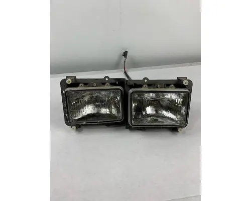 Headlamp Assembly FREIGHTLINER FLD Hagerman Inc.