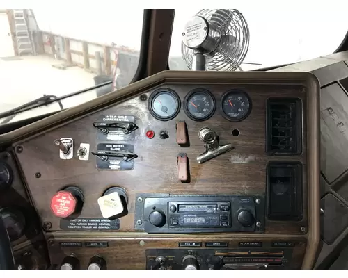 Dash Panel Freightliner FLT Vander Haags Inc Cb