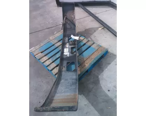Bumper Assembly, Front FREIGHTLINER FS65 LKQ Western Truck Parts