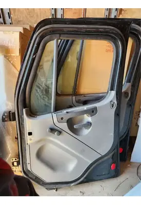 Freightliner M-2 BUSINESS CLASS Door Assembly, Front
