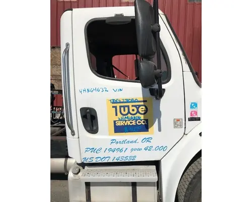 Door Assembly, Front FREIGHTLINER M-2 Hagerman Inc.