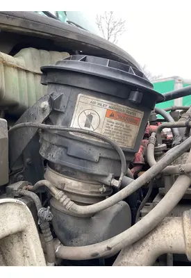 Freightliner M2 106 Heavy Duty Air Cleaner