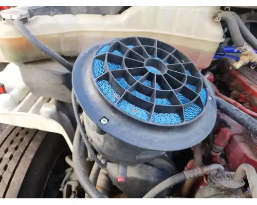 Freightliner M2 106 Heavy Duty Air Cleaner