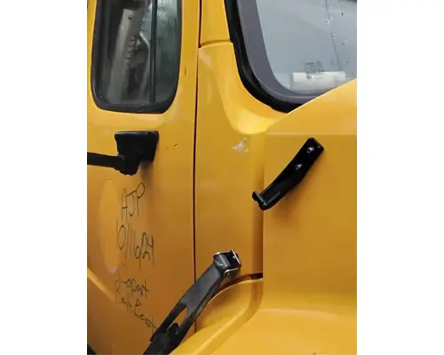 Freightliner M2 106 Heavy Duty Cowl