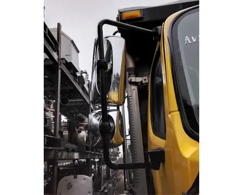 Freightliner M2 106 Heavy Duty Mirror (Side View)