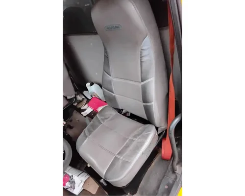 Freightliner M2 106 Heavy Duty Seat, Front