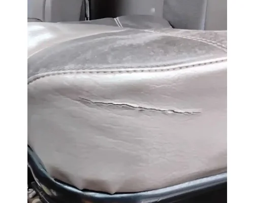 Freightliner M2 106 Heavy Duty Seat, Front