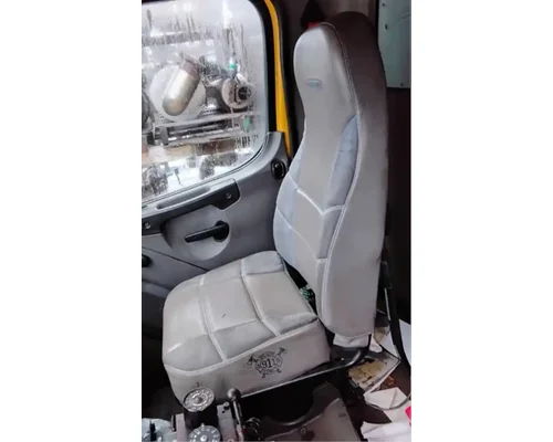 Freightliner M2 106 Heavy Duty Seat, Front