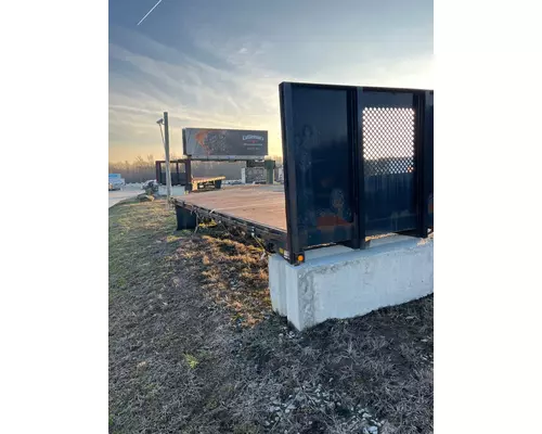 Freightliner M2 106 medium duty Dump Bed  Body Parts