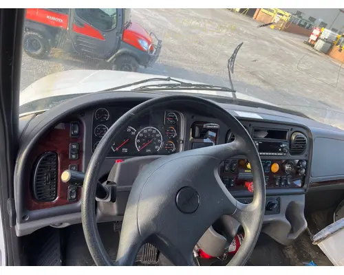 Freightliner M2 106 medium duty Vehicle for Sale