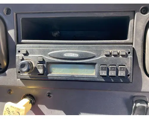 Radio Freightliner M2 106 Vander Haags Inc Dm