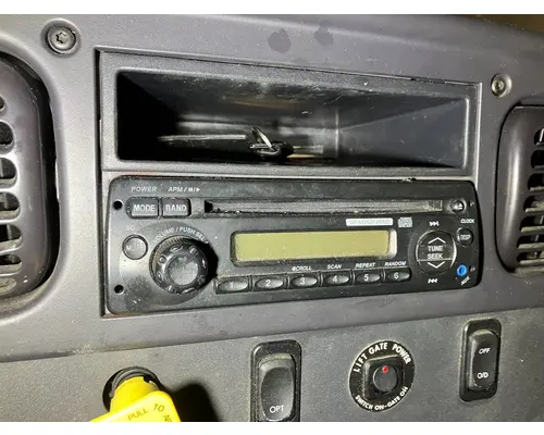 Radio Freightliner M2 106 Vander Haags Inc Sf