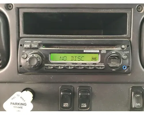 Radio Freightliner M2 106 Vander Haags Inc Cb