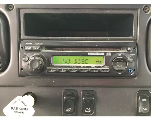 Radio Freightliner M2 106 Vander Haags Inc Cb